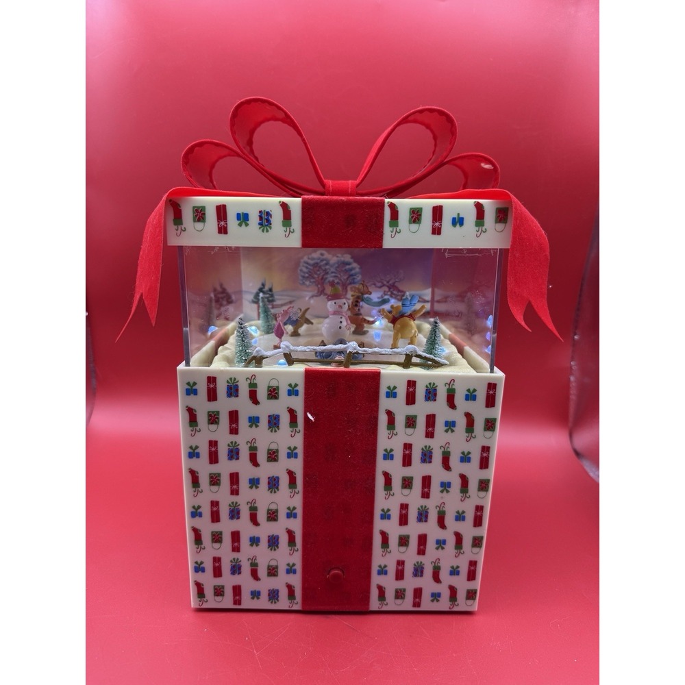 Vintage Disney "Winnie The Pooh" Gift Music Box Christmas Present- READ